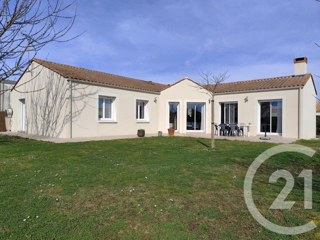 maison à vendre - 5 pièces - 123.77 m2 - ST VINCENT SUR JARD - 85 - PAYS-DE-LOIRE - Century 21 Océan Immobilier